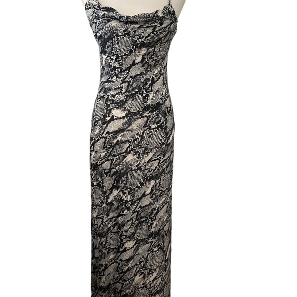 Small Maxi Cowl Neckline Spaghetti Strap Printed Slip Dress BNWT - Picture 4 of 9